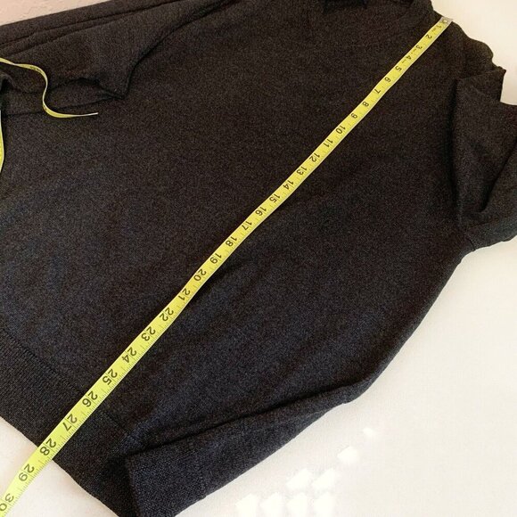 Vintage Gap Merino Wool Sweater Mens XXL V Neck Gray Pullover Hing Kong Preppy - Picture 7 of 9